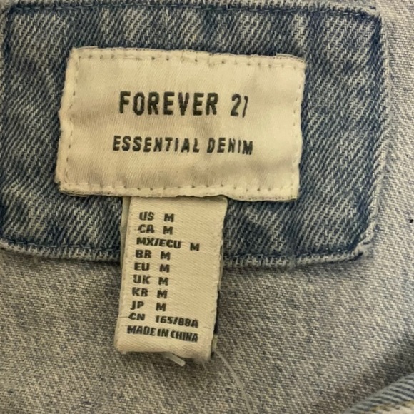 NWT ladies Forever 21 denim/jean jacket, size M - Picture 5 of 6